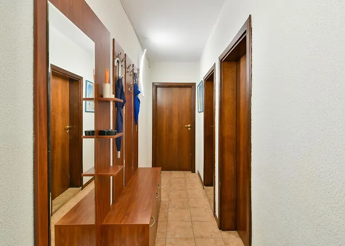 Budget Flat In * Varna